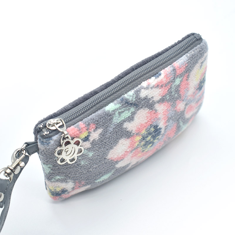 116-74002 ローズソフィア ストラップポーチ