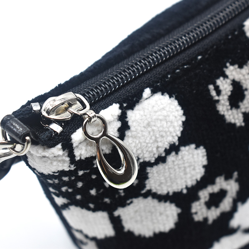 RUNE 内藤ルネ × アーンジョー：コスメポーチ モノトーンフラワー 2061