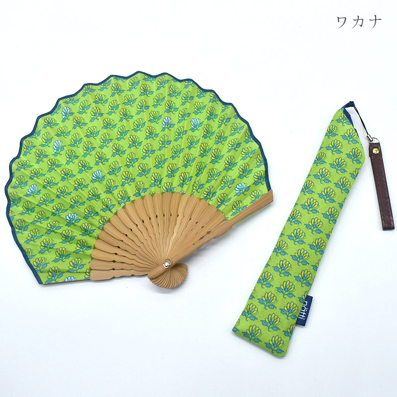 箱入 オシャレな扇子とイニシャルハンカチのセット